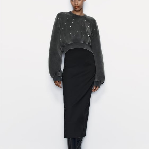NWT Zara Jewelled Crop Sweater size L - Picture 1 of 3